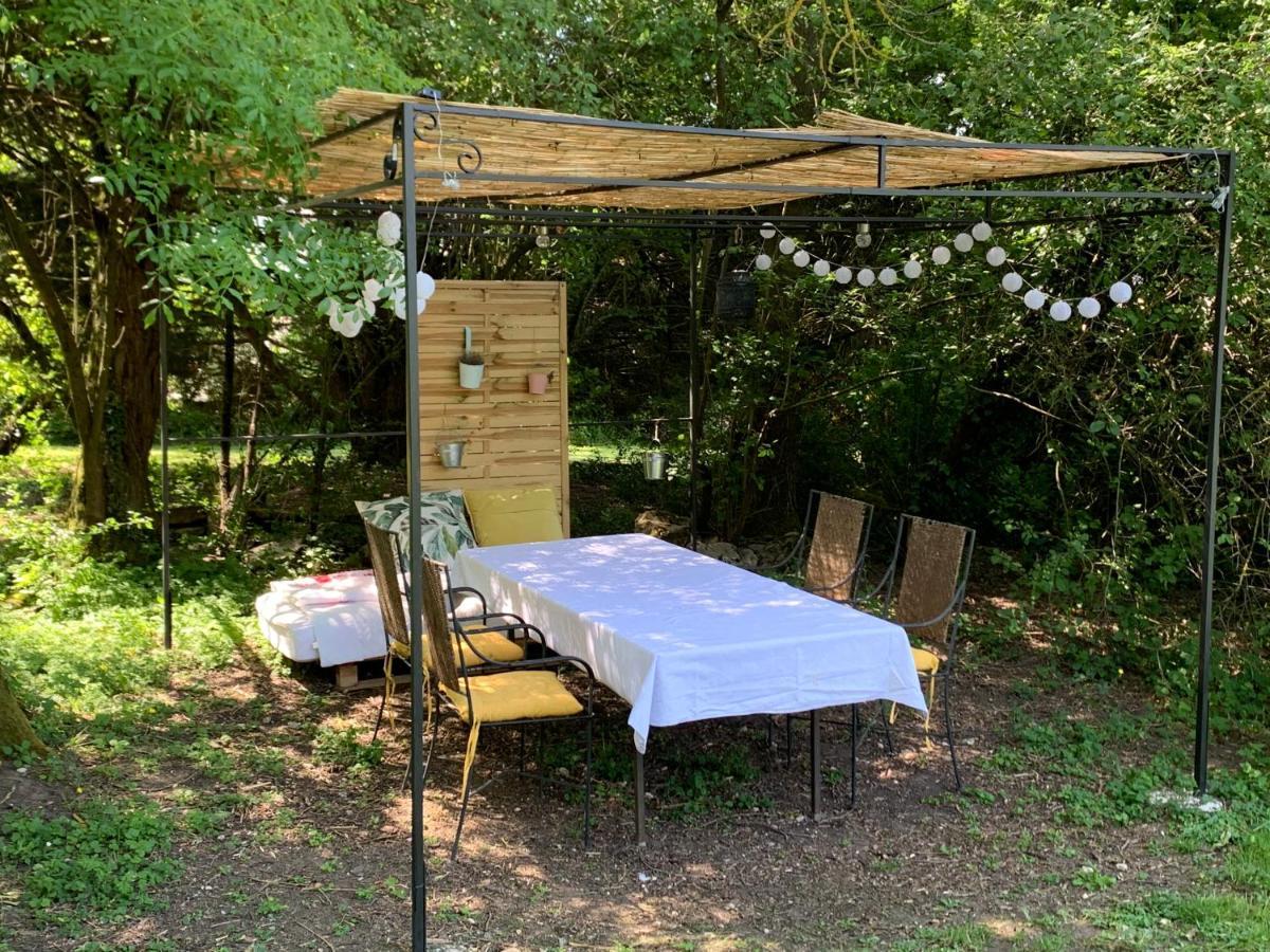 Messimy-sur-Saone La Grange De La Batone - Bed And Breakfast المظهر الخارجي الصورة